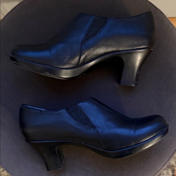 Dansko Bennett Black Pumps Womens 39 Euro/ 8 US Leather Shoes - Picture 8 of 9